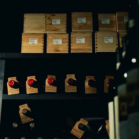 アパート Casa Regina, Position! *